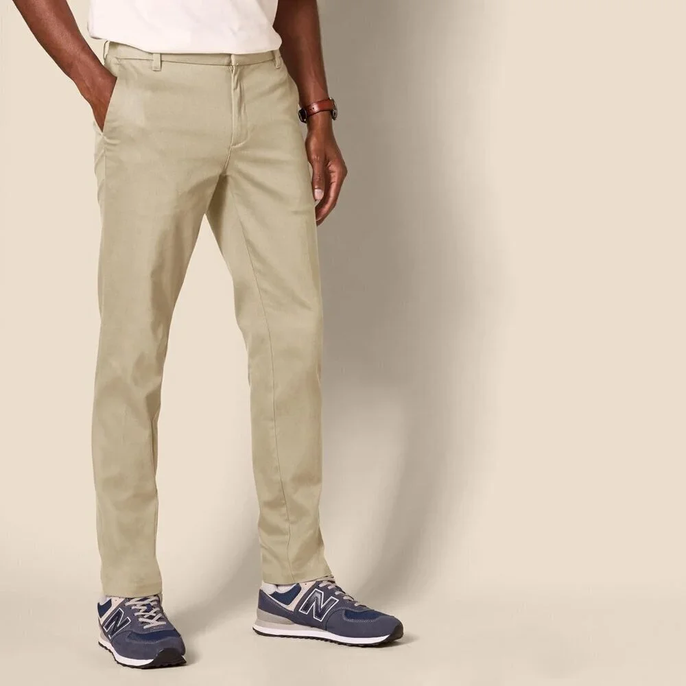 Men's Slim-Fit Wrinkle-Resistant Flat-Front Stretch Chino Pant